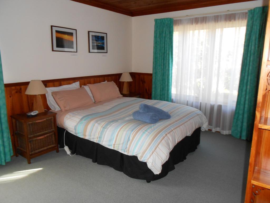 The Penguin Room - Tidelines Of Бичено Экстерьер фото